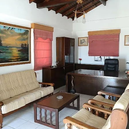 Larnaka Luxury Sea View Penthouse * Pyla